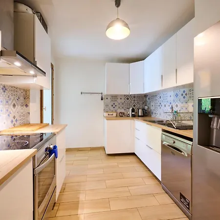 Paris La Defense 아파트 쀼또