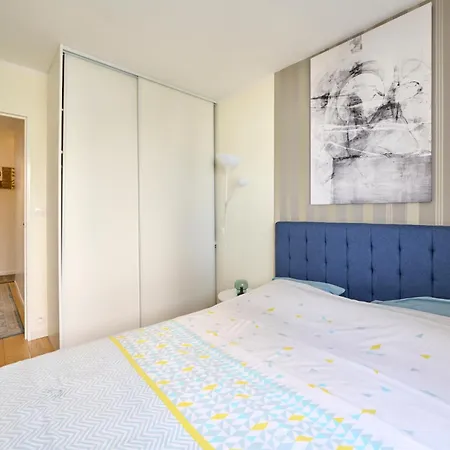 Design Haven Paris La Defense P9 *